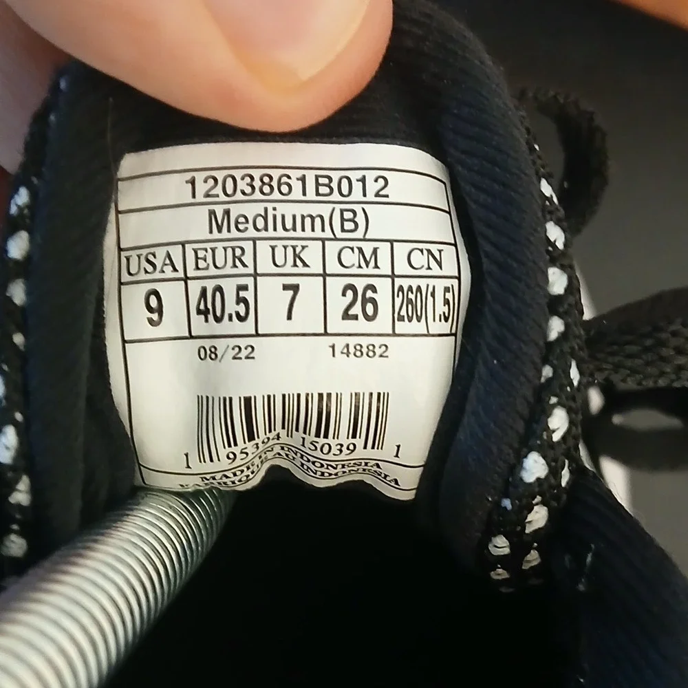 Brooks Revel 6 Women 9 Black Running Shoes Sneakers 1203861B012